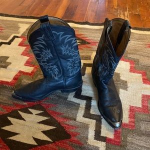 Tony Lama Black leather cowboy boot Sz 10